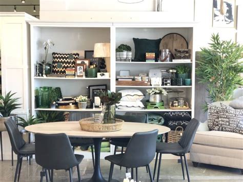 boutique cassine photos  September 22, 2020 · Dining rooms should be elegant yet inviting